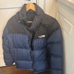 The North Face Men's Blue and Black Puffer Jacket